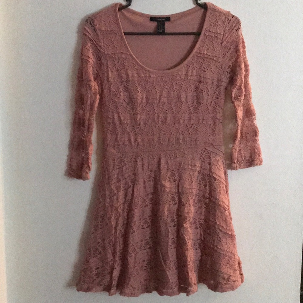 Forever 21 light pink lace dress